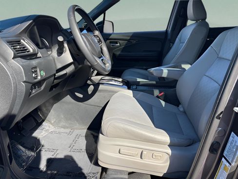 Certified 2020 Honda Passport Touring image 9