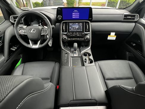 New 2026 Lexus LX 700h Luxury AWD/4WD image 24