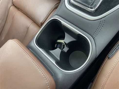 Certified 2023 Subaru Outback Touring XT image 32