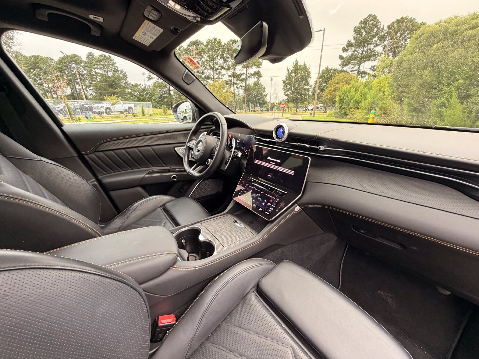 Used 2023 Maserati Grecale Trofeo AWD/4WD image 19
