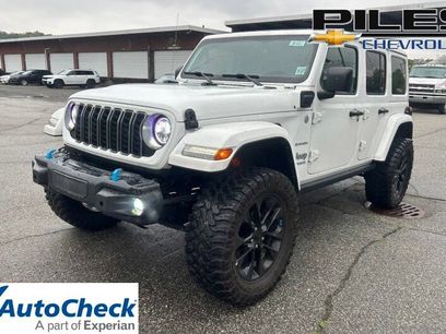 Used 2022 Jeep Wrangler Unlimited Sahara w/ Cold Weather Group