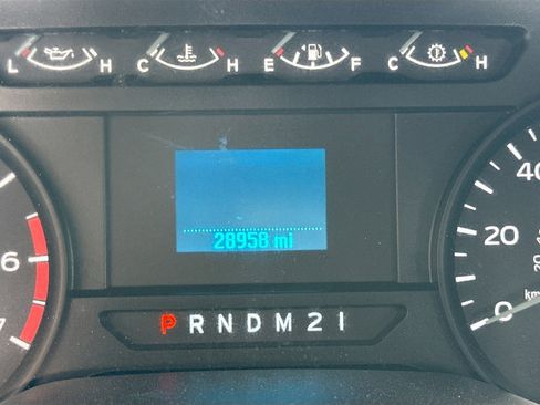 Used 2021 Ford F250 XL w/ Power Equipment Group image 16