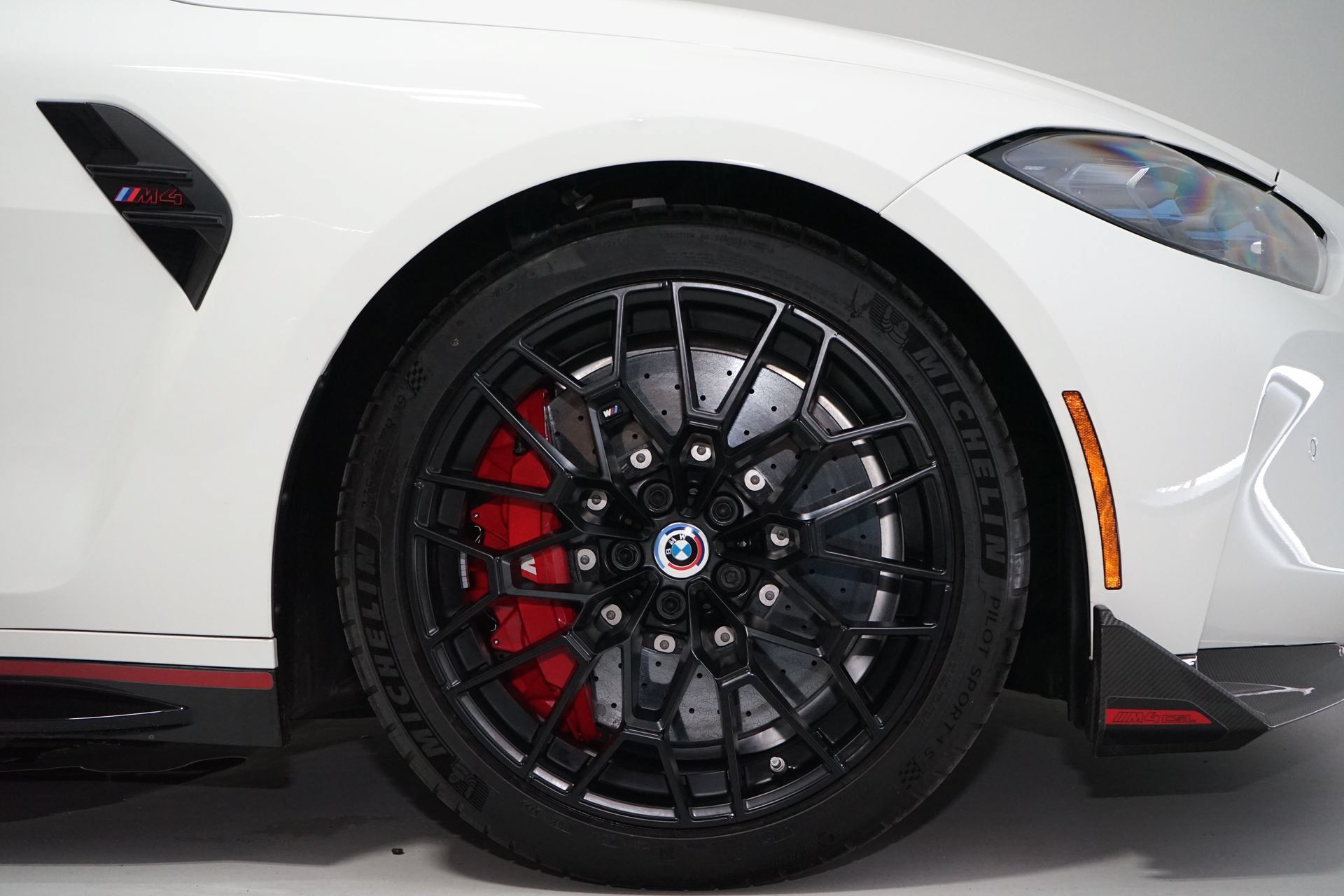 Used 2023 BMW M4 CSL RWD image 15