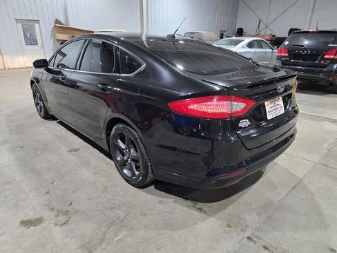 Used 2013 Ford Fusion SE FWD image 9