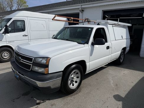 Used 2007 Chevrolet Silverado 1500 W/T image 2
