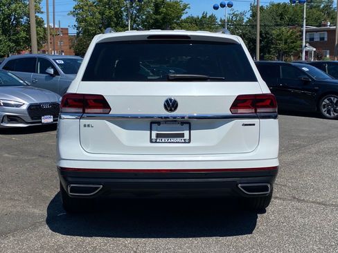 Certified 2023 Volkswagen Atlas SEL AWD/4WD image 4