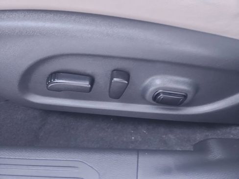 Used 2024 Nissan Murano SL image 12