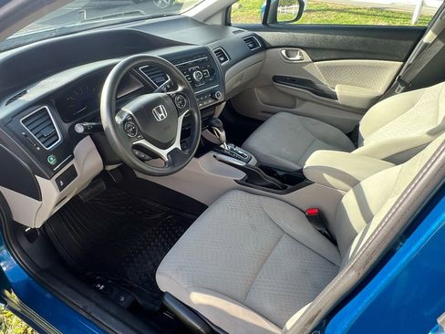 Used 2014 Honda Civic LX image 3