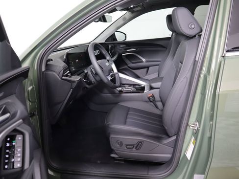 Used 2025 Audi Q5 Premium Plus w/ Premium Plus image 22