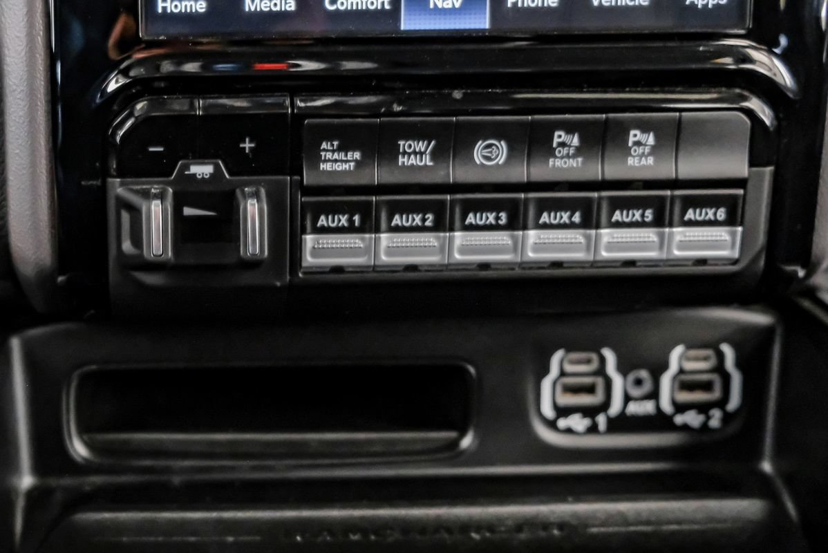 Used 2024 RAM 3500 Laramie w/ Night Edition AWD/4WD image 27