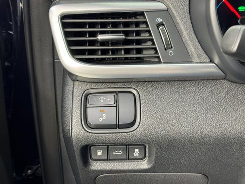 Used 2019 Kia Optima EX image 16