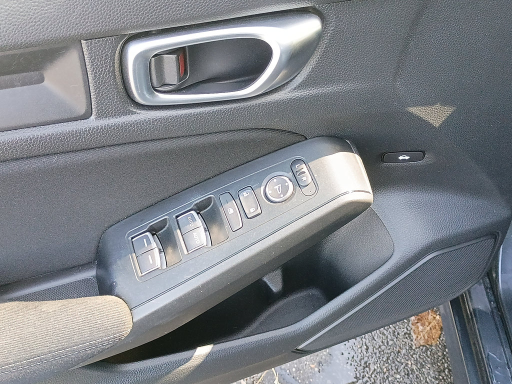 Certified 2024 Honda Civic Sport image 17
