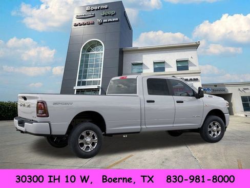 New 2026 RAM 3500 Big Horn AWD/4WD image 4