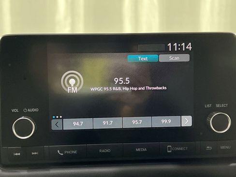 Used 2023 Honda HR-V Sport image 18