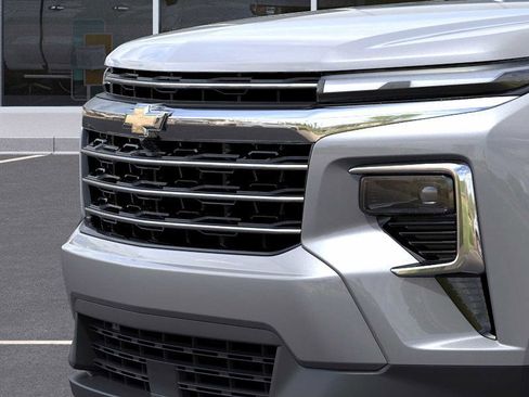 New 2026 Chevrolet Traverse LT w/ LPO, Floor Liner Package AWD/4WD image 13