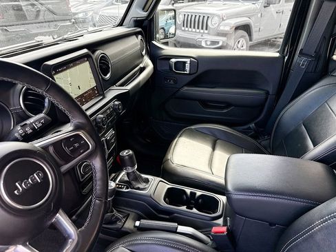 Used 2022 Jeep Wrangler Unlimited Sahara w/ Cold Weather Group AWD/4WD image 26