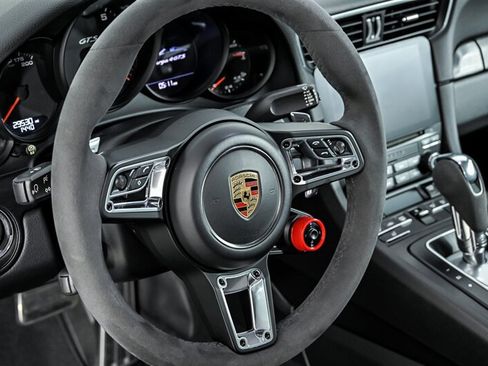 Used 2019 Porsche 911 Targa 4 GTS AWD/4WD image 18