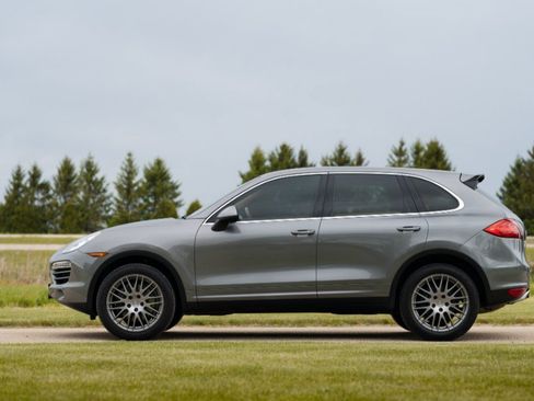 Used 2013 Porsche Cayenne Diesel AWD/4WD image 5