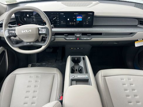 New 2026 Kia EV9 Wind image 13