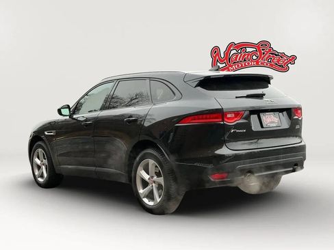 Used 2018 Jaguar F-PACE Premium image 5