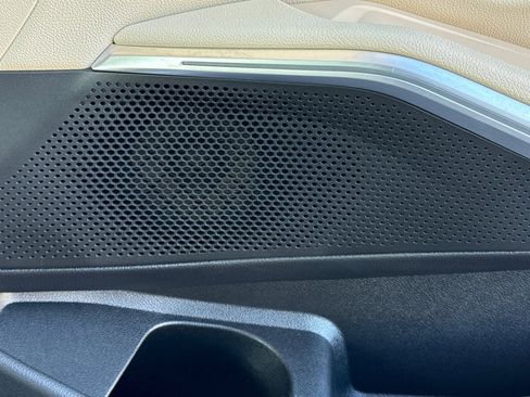 Used 2020 BMW 330i Sedan w/ Convenience Package image 22