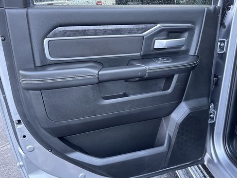 Used 2024 RAM 2500 Big Horn w/ Safety Group image 21