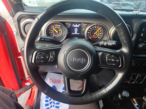 Used 2018 Jeep Wrangler Unlimited Sport S image 24