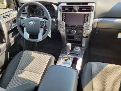 Used 2023 Toyota 4Runner SR5 AWD/4WD image 21