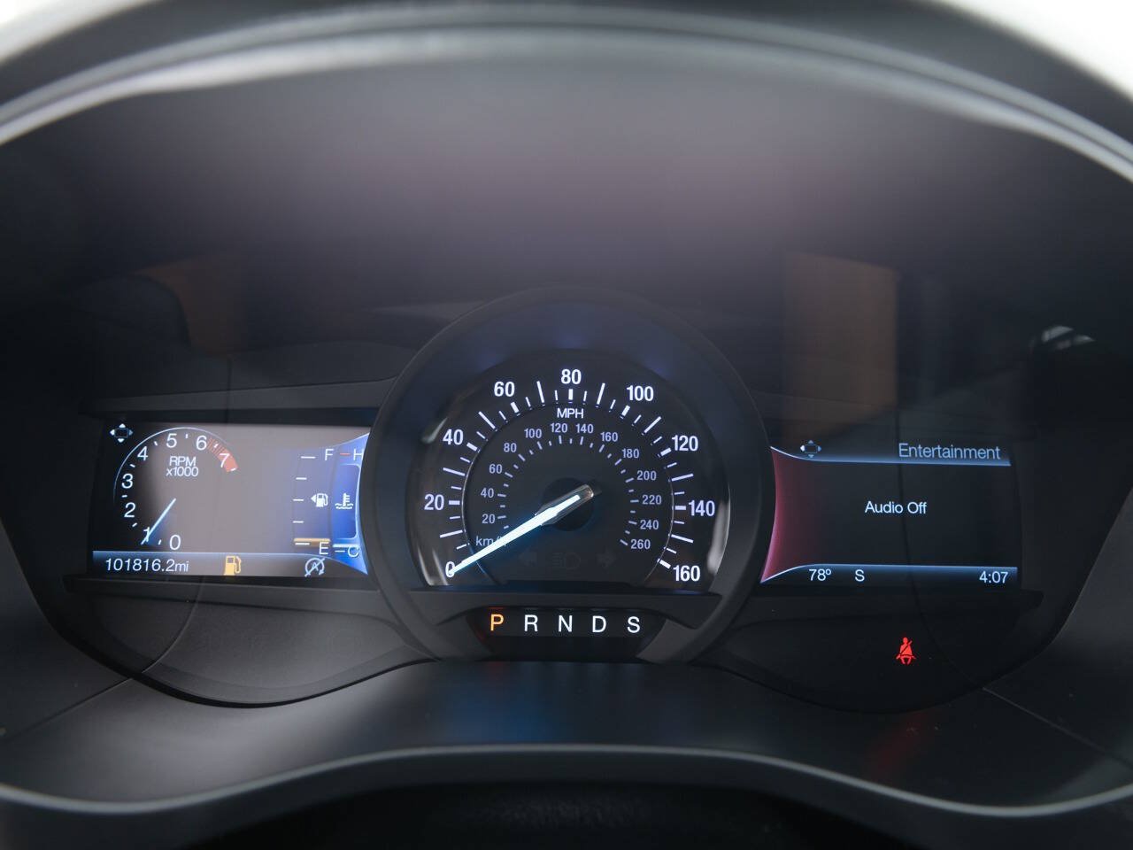 Used 2018 Ford Fusion SE w/ Fusion SE Technology Package FWD image 30