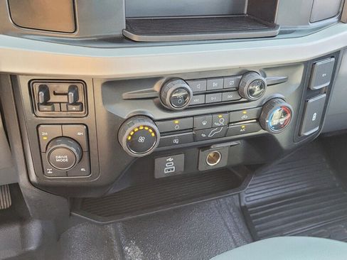 Used 2024 Ford F250 XL image 19