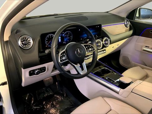 Used 2023 Mercedes-Benz GLA 250 4MATIC image 18