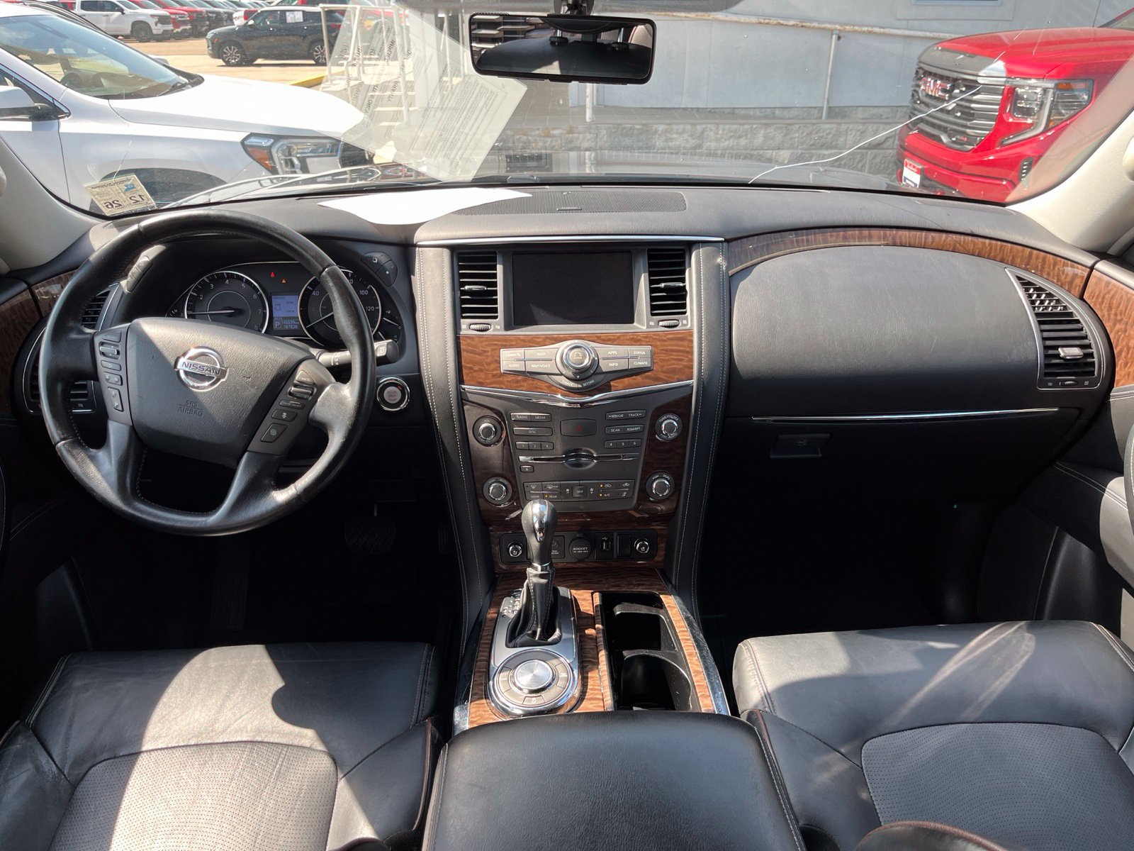 Used 2019 Nissan Armada Platinum w/ Captain's Chairs Package RWD image 9