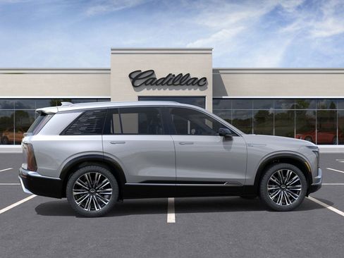 New 2026 Cadillac Vistiq Premium Luxury w/ LPO, Floor Liner Package image 5