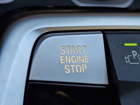 Used 2025 BMW X1 xDrive28i w/ Technology Package image 25