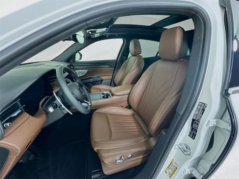 New 2025 Maserati Grecale GT image 21