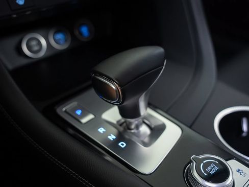 Used 2026 Genesis G70 2.5T RWD image 33