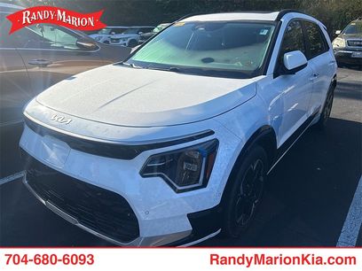 Certified 2023 Kia Niro Wave