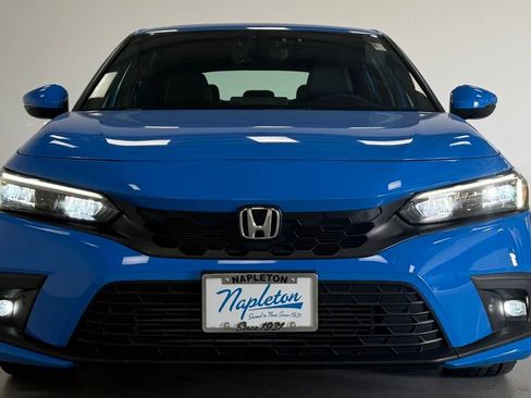 Used 2023 Honda Civic Sport Touring image 7