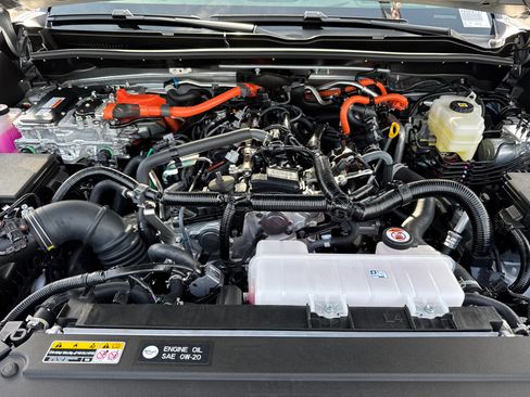 New 2026 Toyota 4Runner Platinum AWD/4WD image 10