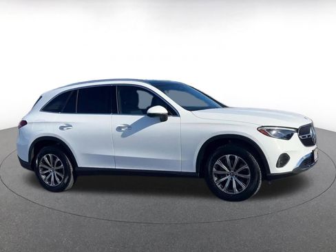 Used 2024 Mercedes-Benz GLC 300 image 16
