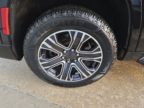 Used 2024 Jeep Wagoneer Series II image 24