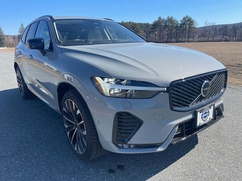 New 2026 Volvo XC60 B5 Ultra w/ Protection Package Premier AWD/4WD image 4