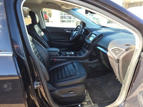 Used 2019 Ford Edge SEL w/ Equipment Group 201A image 12