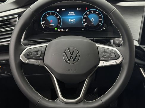 New 2026 Volkswagen Atlas Cross Sport SE FWD image 15
