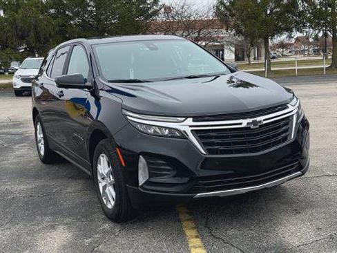 Used 2024 Chevrolet Equinox LT w/ LPO, Floor Liner Package image 3