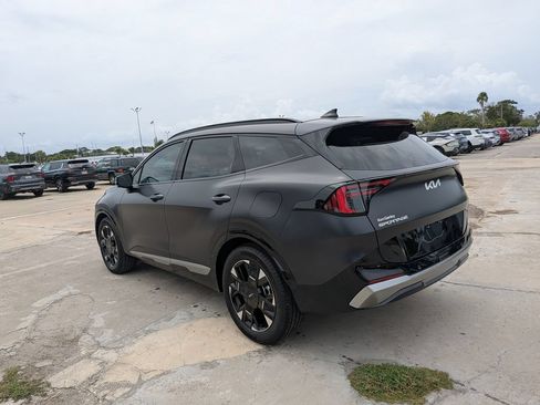 Certified 2026 Kia Sportage SX FWD image 6