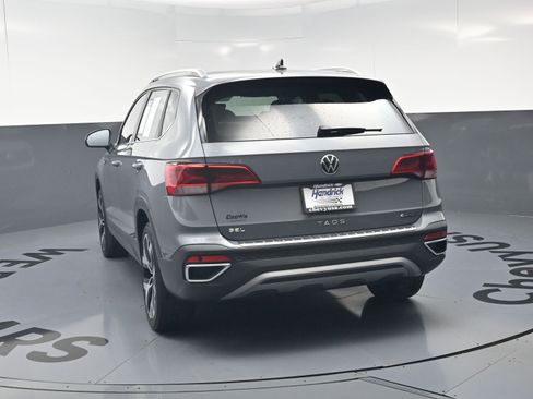 Used 2022 Volkswagen Taos SEL w/ Panoramic Sunroof Package AWD/4WD image 8