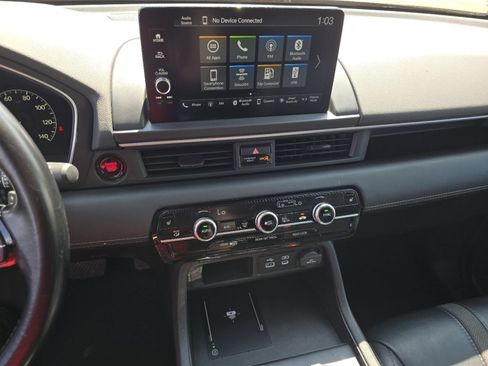 Used 2024 Honda Pilot EX-L image 32