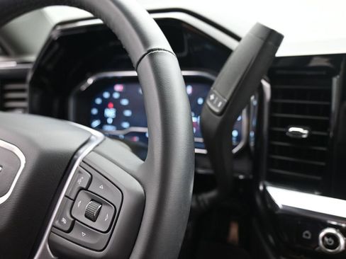 Used 2024 GMC Sierra 1500 Elevation image 22