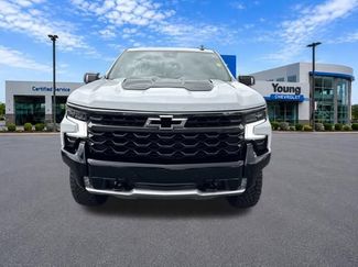 Used 2025 Chevrolet Silverado 1500 ZR2 w/ Technology Package AWD/4WD video 2